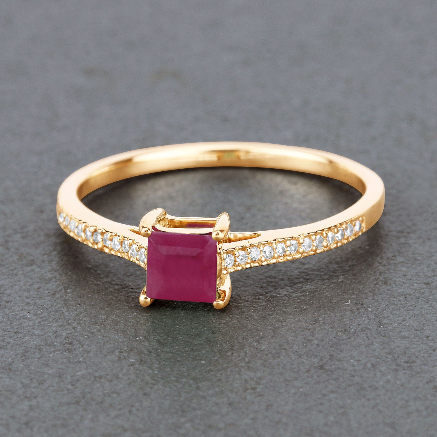 0.67 Carat Genuine Ruby and White Diamond 14K Yellow Gold Ring